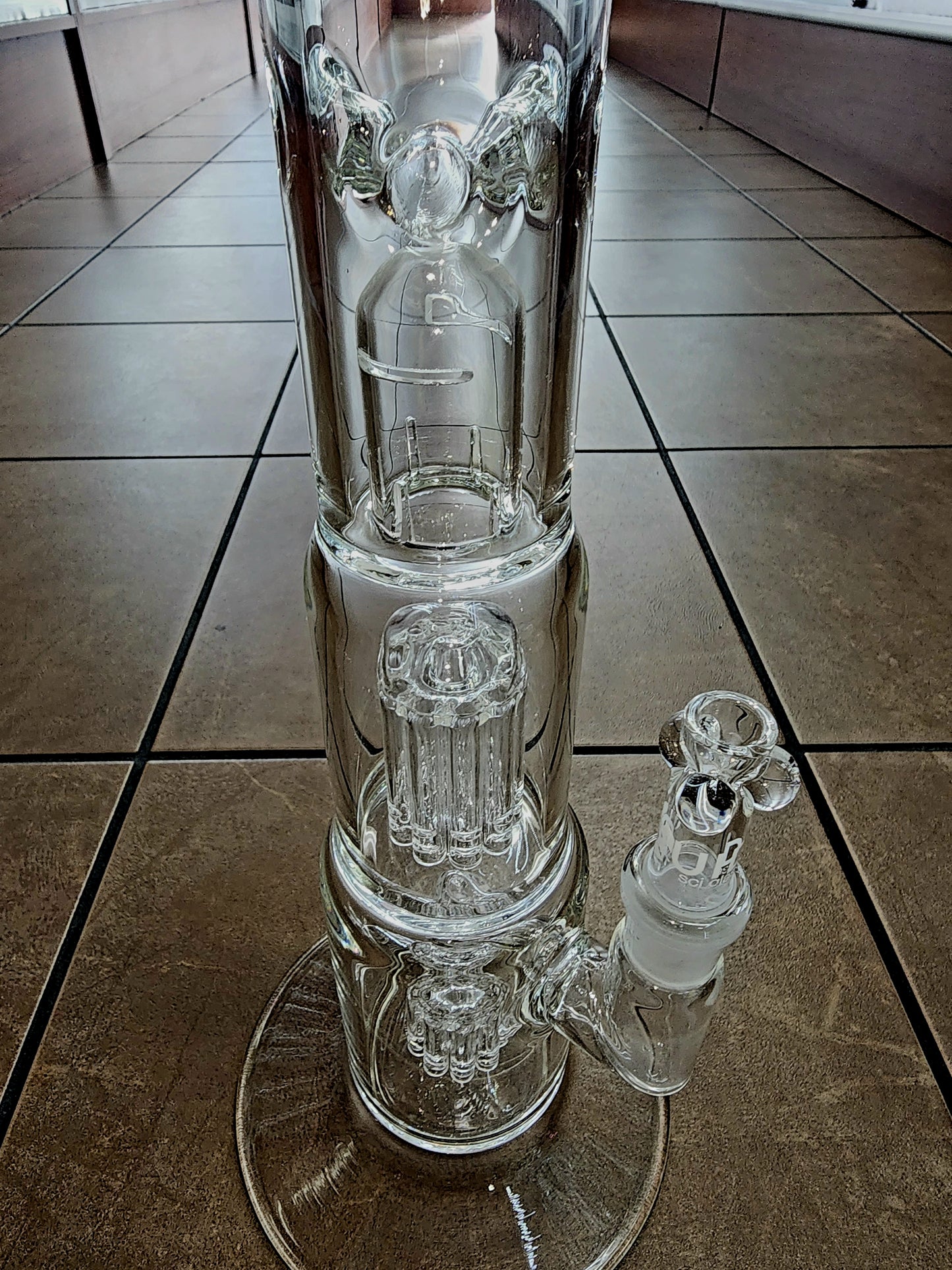 Liquid Sci-Glass Bong